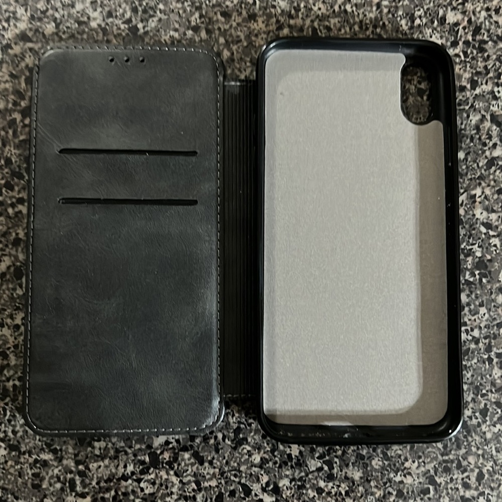 VEST Xr  (iPhone 10) Cell Phone Case📱 🎉FINAL PRICE 🎉